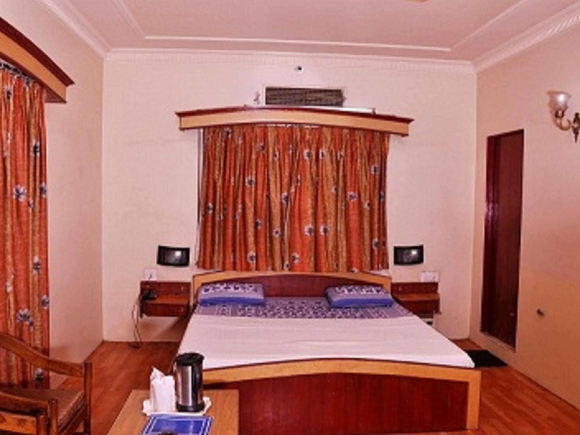 Hotel Savoy - Since 1951 Divisione di Divisione di Jaipur Esterno foto